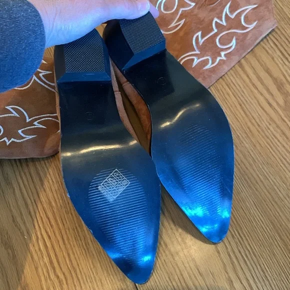 SHEIN boots.  BROWN.  Size 41.  NEW! - Picture 3 of 3